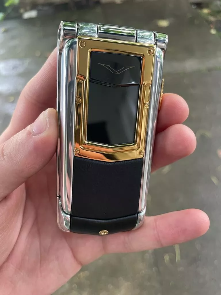 Vertu Constellation F Ayxta 24K GOLD EDITION,VIP,luxury mobile