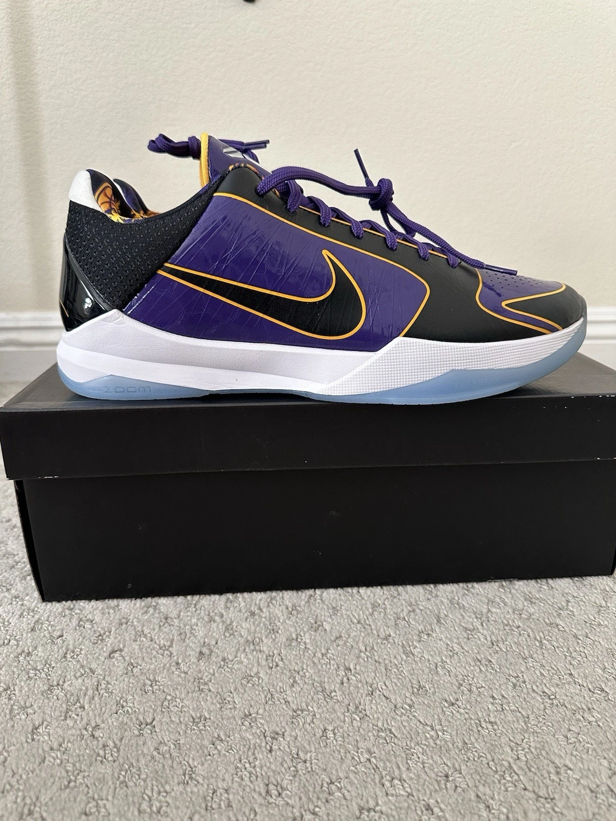 Nike Kobe V Protro Men’s Size 14 Protro Lakers Purple New With Box